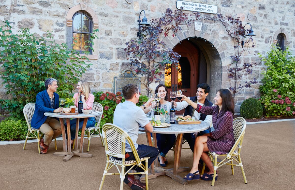 Beringer Winery lets you bring your own food. (Trinette Reed Photography)