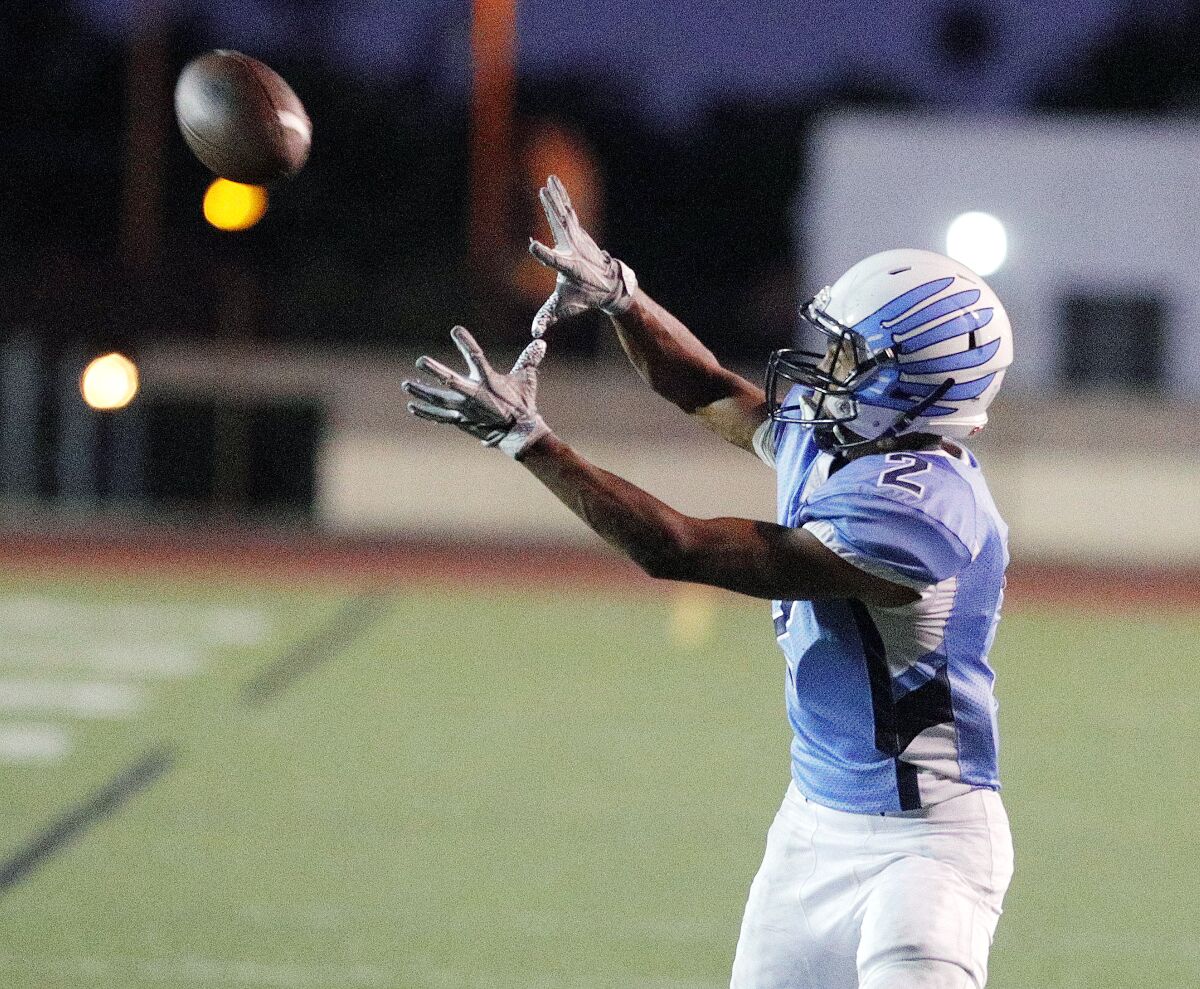 Crescenta Valley's Maximus Grant scored on a 29-yard run to give Crescenta Valley a 7-0 lead in the first quarter as the Falcons beat Santa Rosa Academy on Friday.
