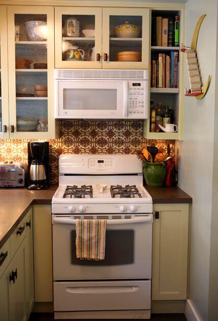 Candice Cain and John Lee's kitchen