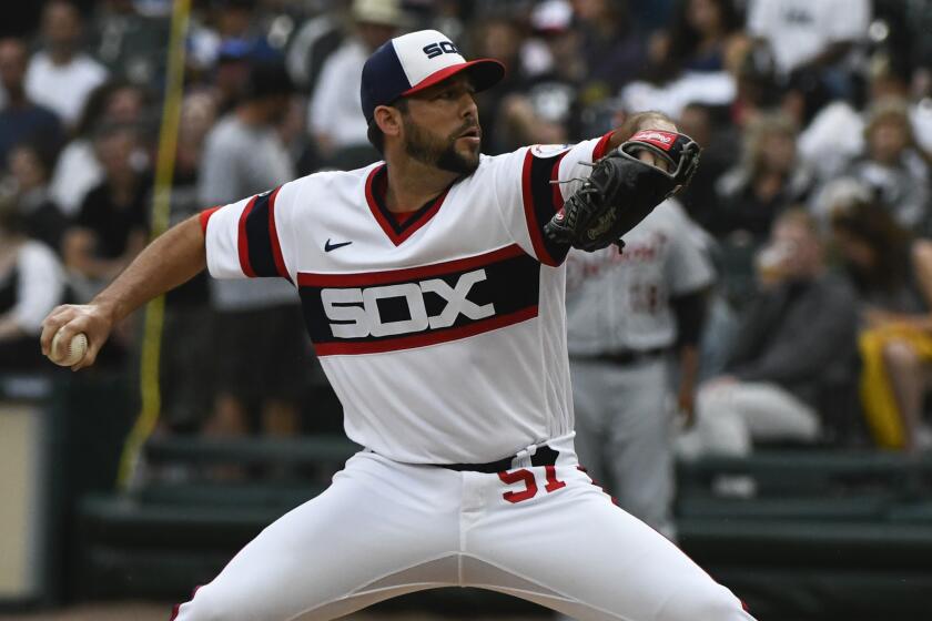 Chicago White Sox relief pitcher Ryan Tepera delivers during the eighth inning.