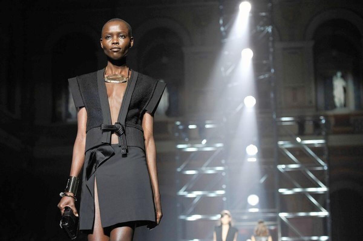 Paris Fashion Week 2012: Sleek and chic - Los Angeles Times Paris Fashion Week 2012: Sleek and chic - Los Angeles Times