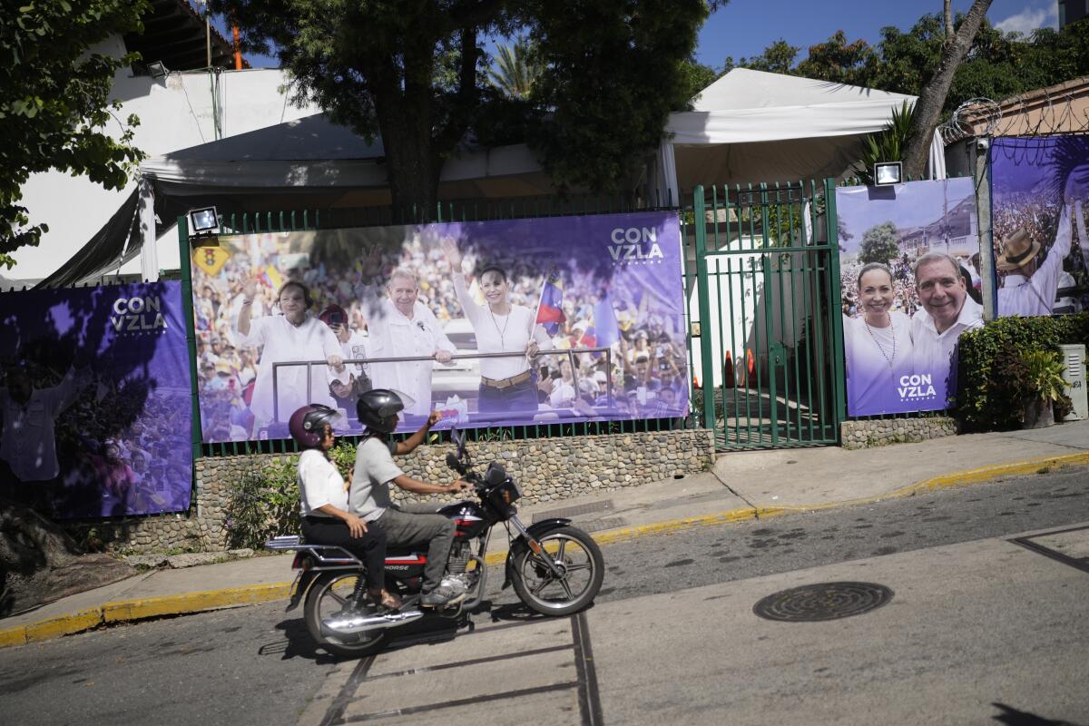 La sede de la campaña electoral de la líder opositora María Corina Machado 