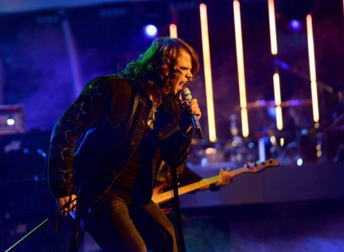 Caleb Johnson performs on "American Idol."