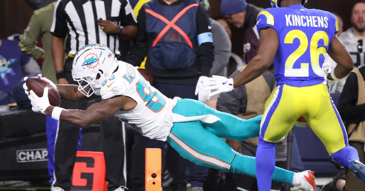 Dolphins score on opening drive and mistake-prone Rams can never catch them