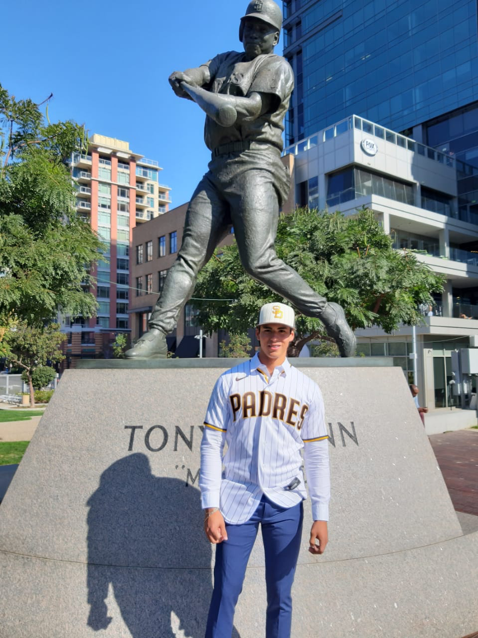 Juan Soto statue outside of Mexico City baseball stadium where