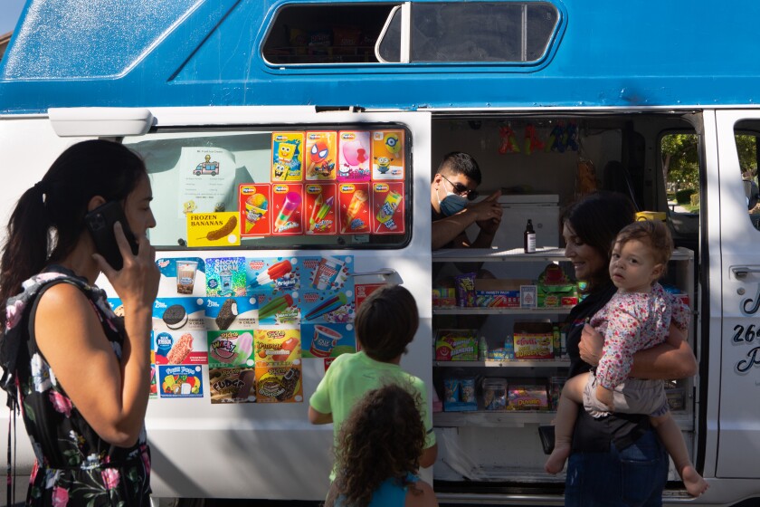 Amid Coronavirus Parents Want Ice Cream Vendors To Return Los Angeles Times