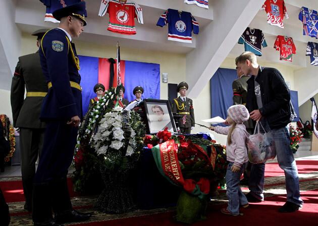 Lokomotiv Yaroslavl memorial ceremonies