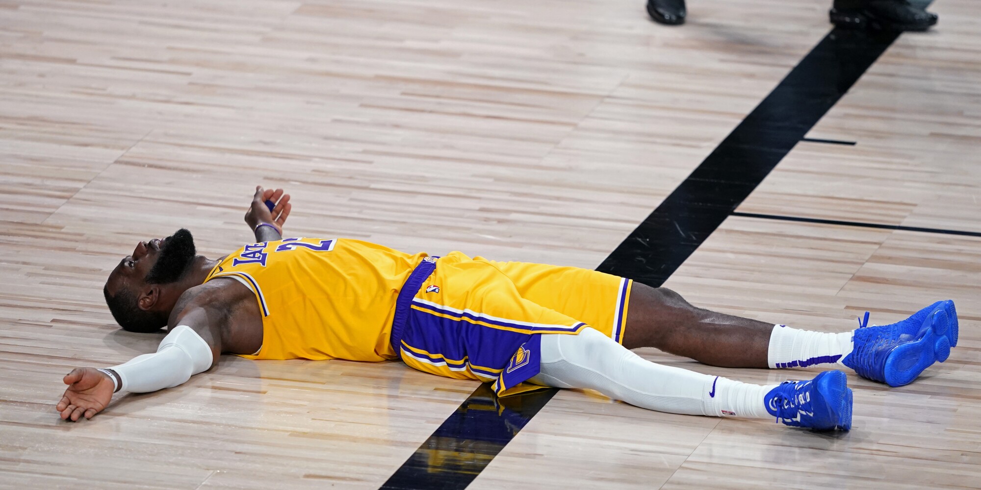 Lakers Lose To Portland Trail Blazers In Playoff Opener 100 93 Los Angeles Times