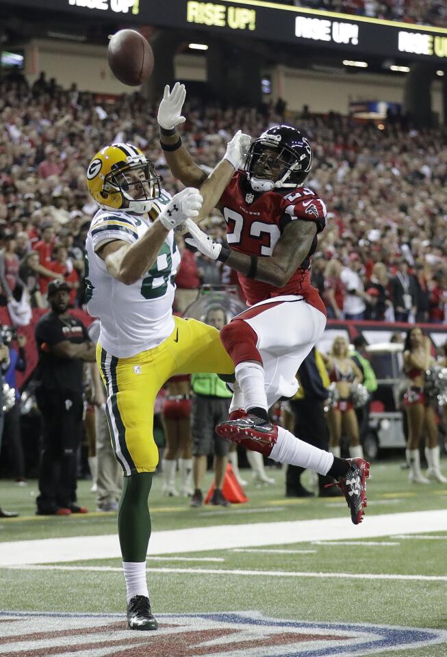 APphoto_Packers Falcons Football