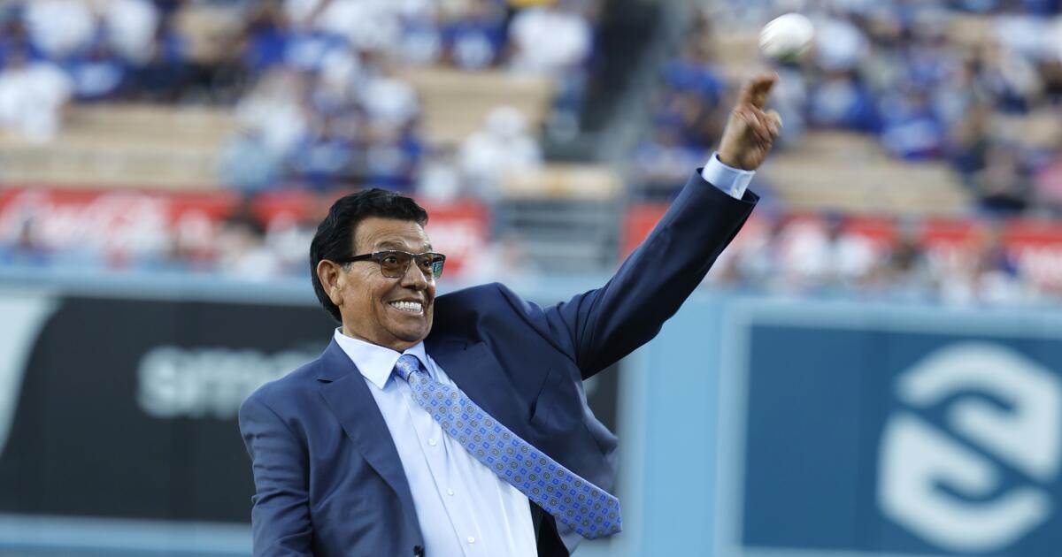 Dodgers retire Fernando Valenzuela's No. 34 jersey - Los Angeles