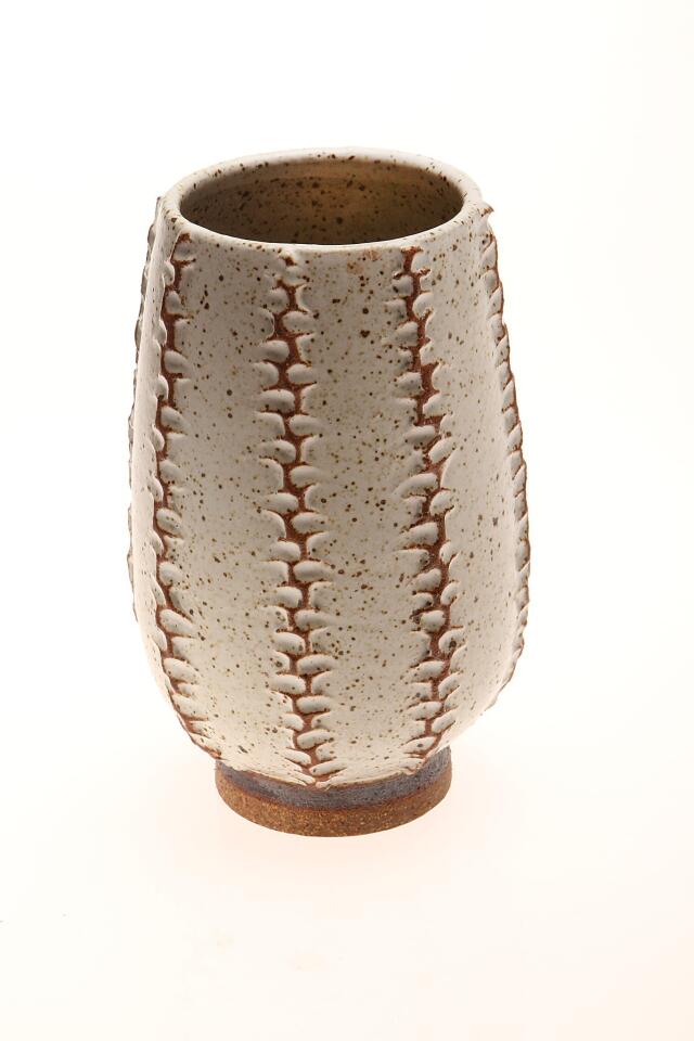 Roger Lee ceramics