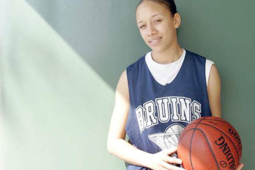 Pacific Hills sophomore point guard Bree Richardson , Pooh's daughter, is making a name for herself.