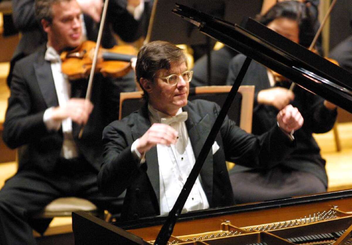 Pianist Peter Serkin performing with the Los Angeles Philharmonic at the Dorothy Chandler Pavilion in 2000.