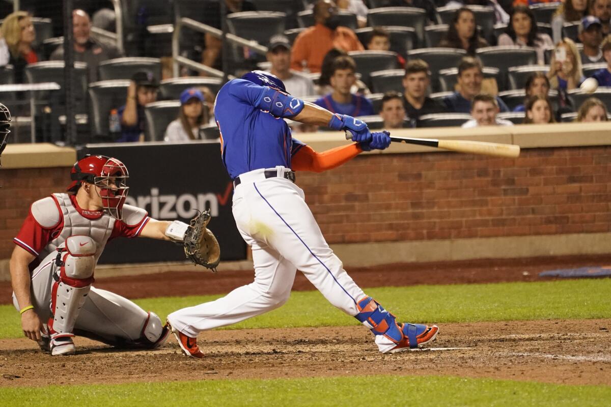 Big hits by Plummer, Escobar rally Mets past Phils for sweep - The
