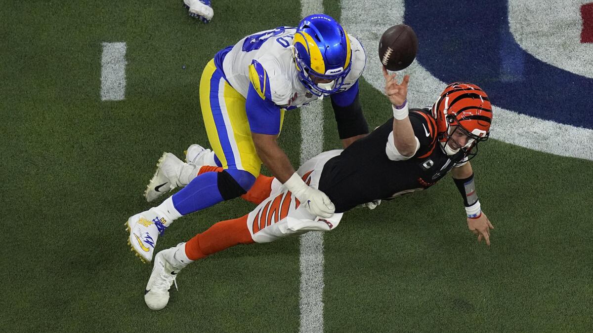 How Bengals' pass-protection issues for Joe Burrow caught up to them in  Super Bowl 56 loss to Rams