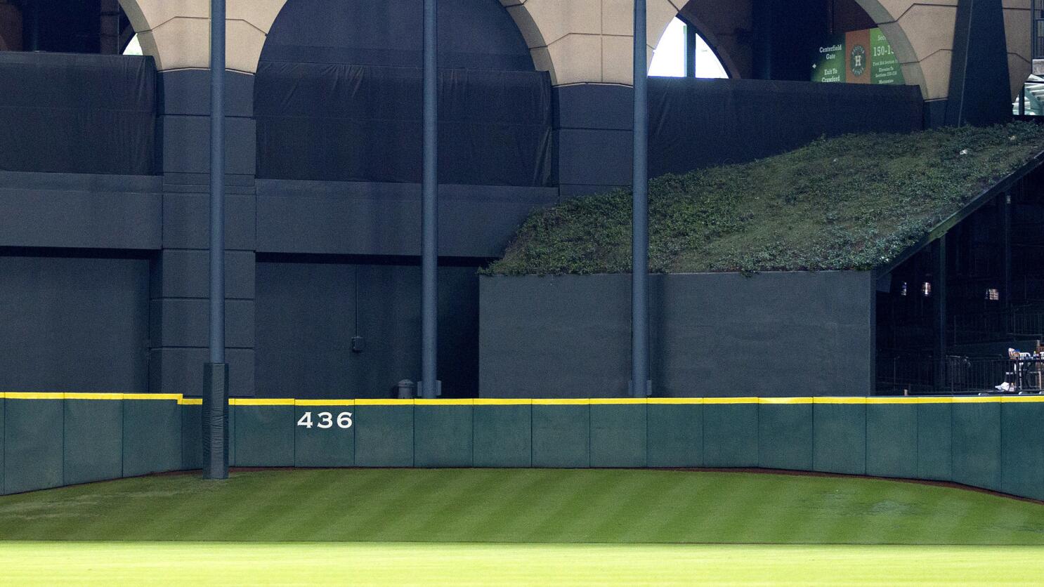 Astros consider removing Tal's Hill from Minute Maid Park 