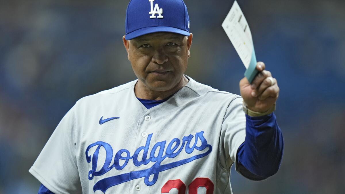 Dodgers manager Dave Roberts calls for action after Texas shooting - Los  Angeles Times