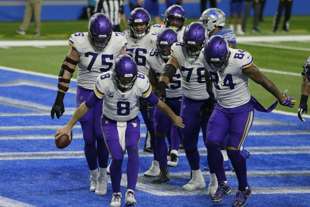 Cousins throws 3 TDs, Vikings end with 37-35 win over Lions