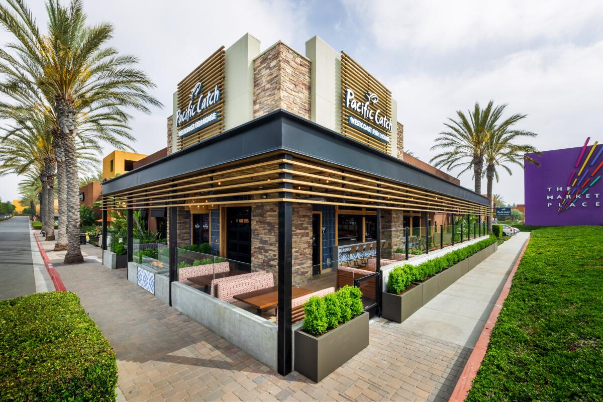Bay Area fish house Pacific Catch is a happy-hour hot spot at the Market Place in Tustin.