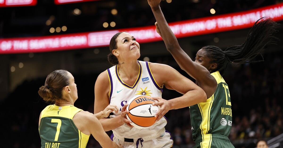 Sparks' comeback falls short in 83-80 loss to Storm