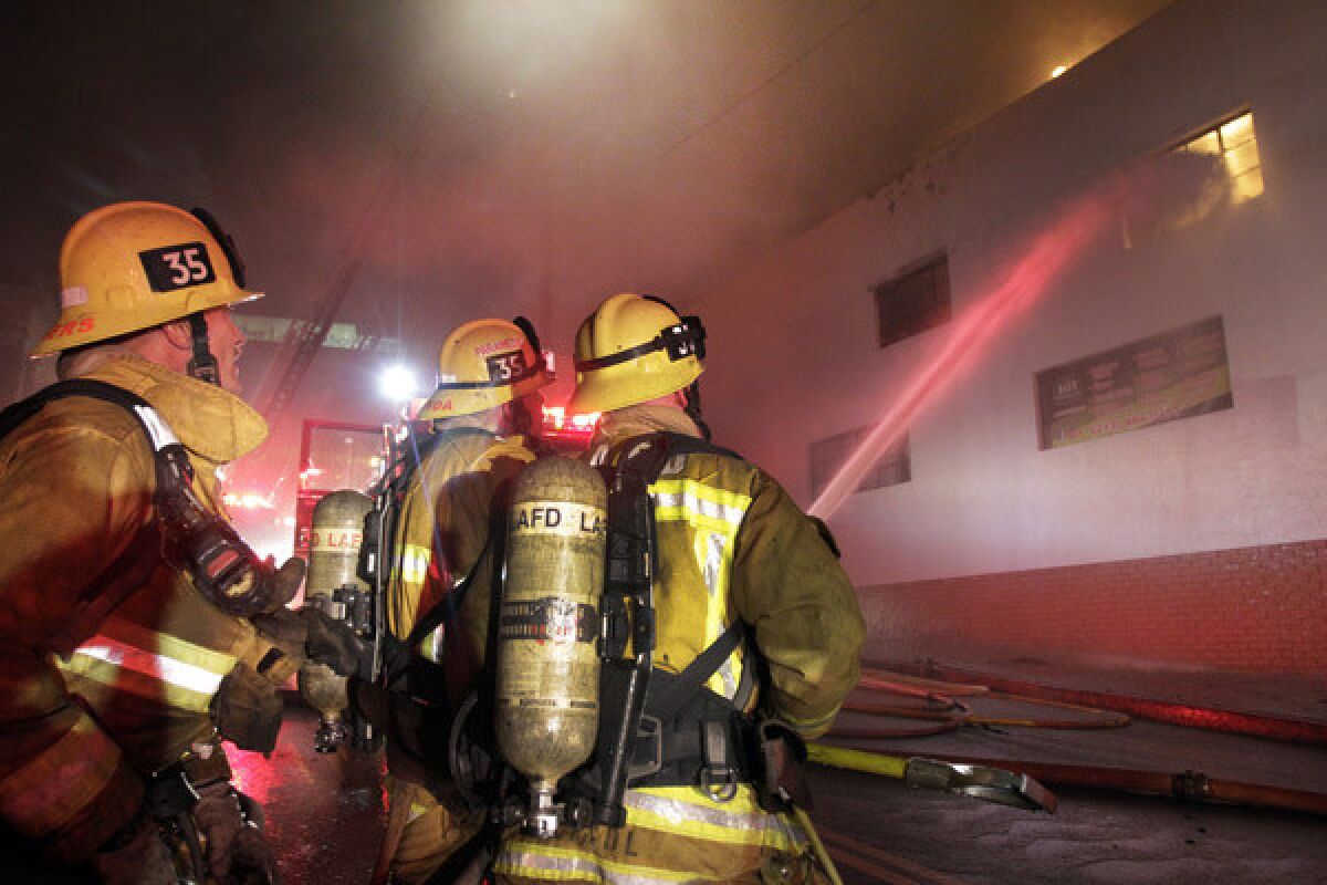 Los Angeles city firefighters have reached a tentative budget deal with city leaders.
