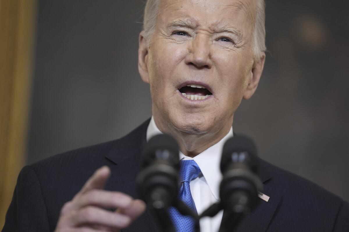 El presidente estadounidense Joe Biden hace declaraciones sobre el paquete de ayuda a Ucrania