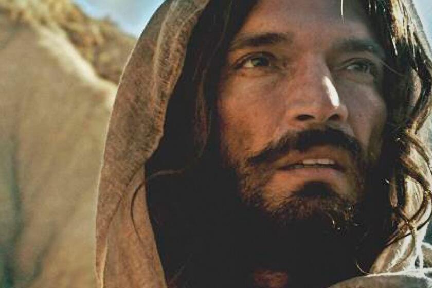 Julián Gil en su interpretación de Cristo en la producción "Jesús de Nazaret"