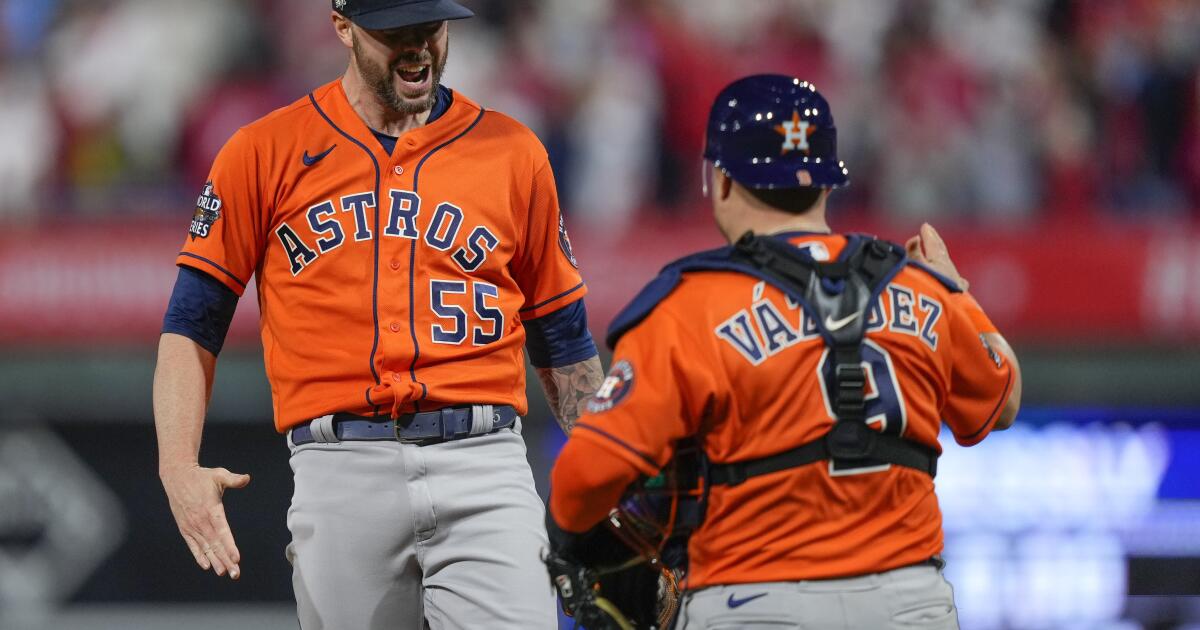 Houston Astros 5, Philadelphia Phillies 0: Combining for history