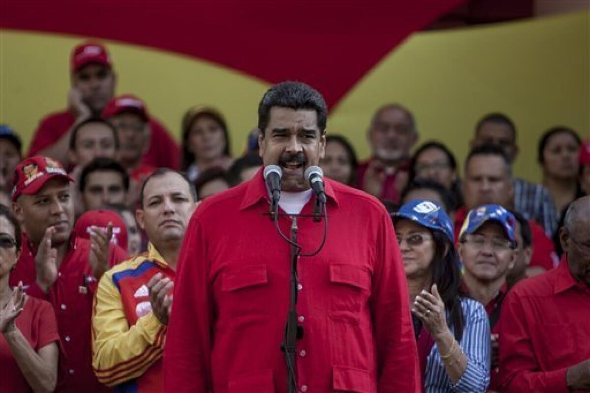 El Presidente de Venezuela, Nicolás Maduro, acusó que su par estadunidense Barak Obama ordenó "incendiar Venezuela", y por eso la Oposición se niega a sentarse para un diálogo político con el Gobierno.