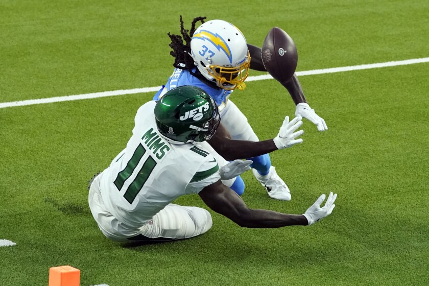 Chargers cornerback Tevaughn Campbell breaks up a pass intended for Denzel Mims to end the Jets' final drive.