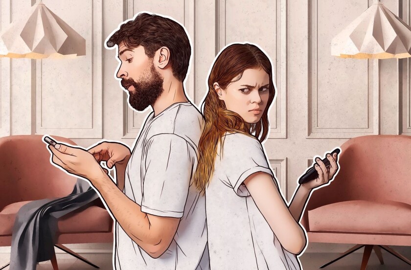 ¿Mi pareja me espía a través del celular?