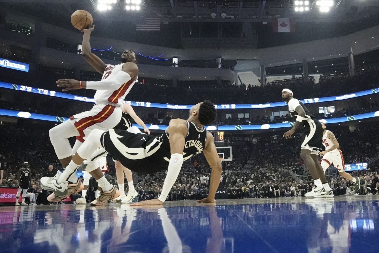 Lesión de estrellas empañan el inicio de playoffs en la NBA - Los Angeles  Times
