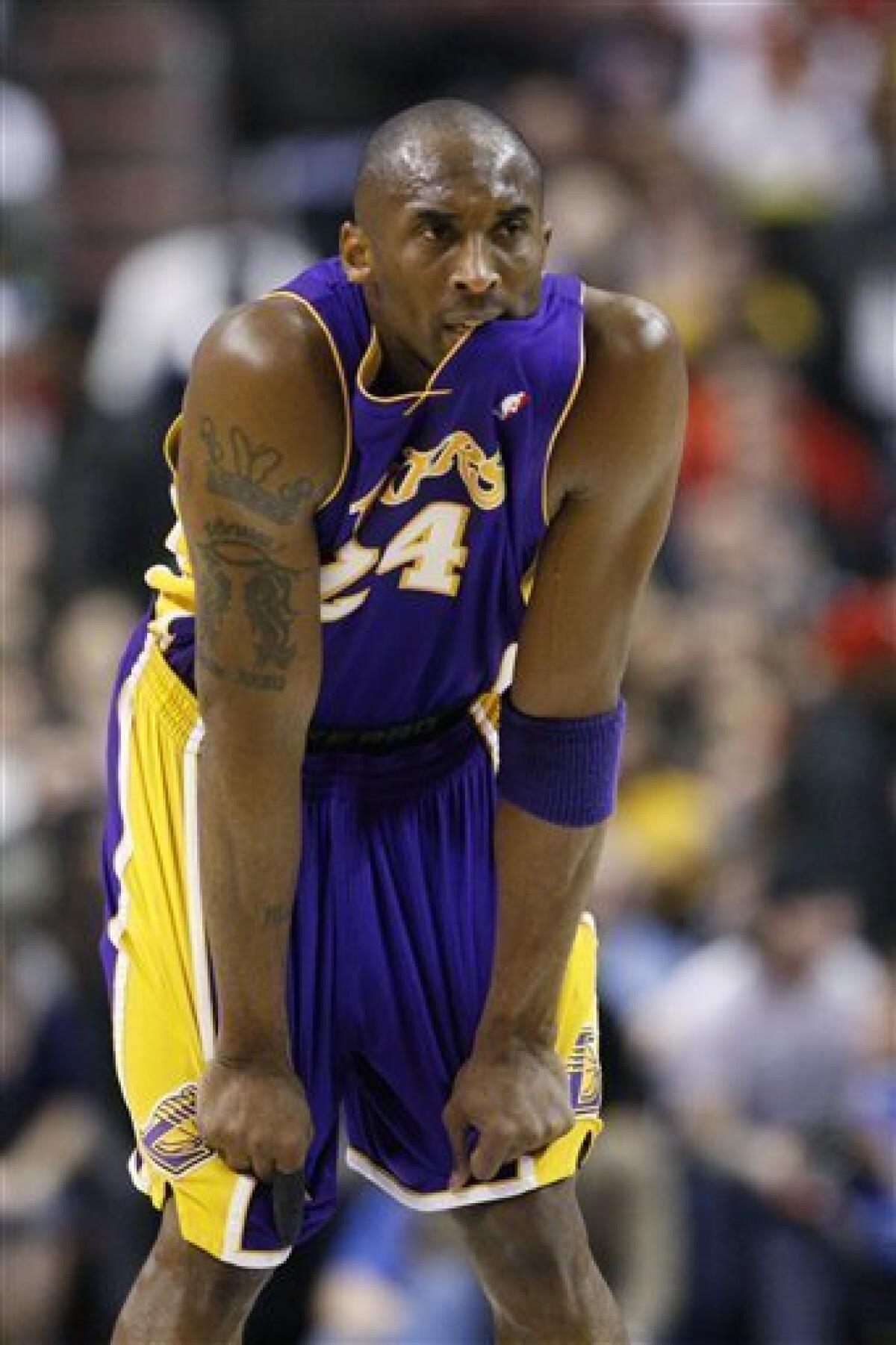 Kobe Bryant Signed Nike Los Angeles Lakers Shooting Shirt Jersey