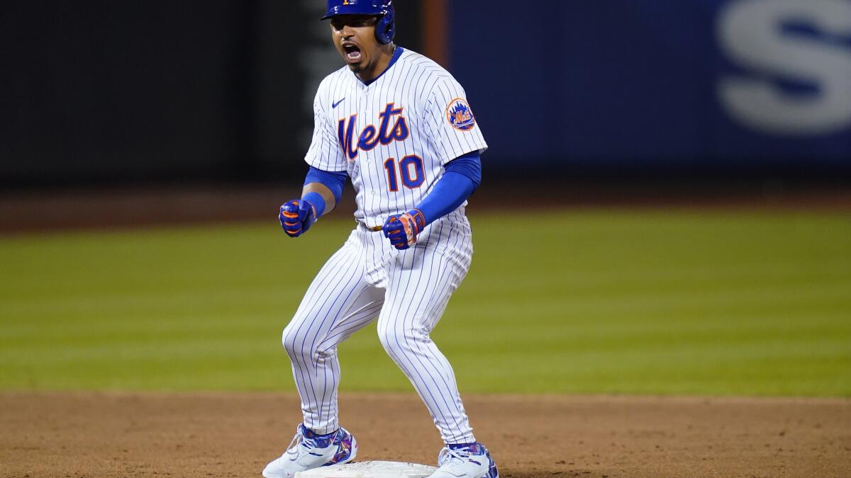 NY Mets Eduardo Escobar speaks about his strained oblique injury