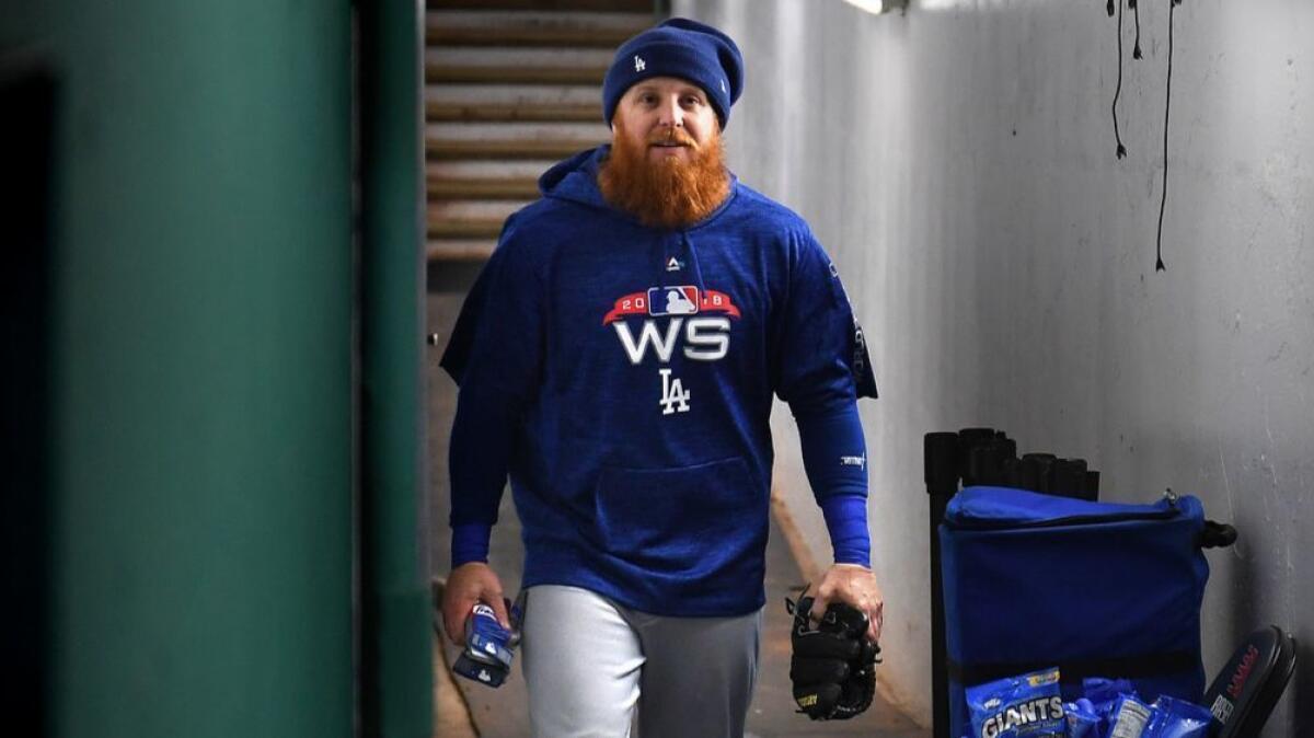 Column: For Dodgers' Justin Turner, sting of two World Series