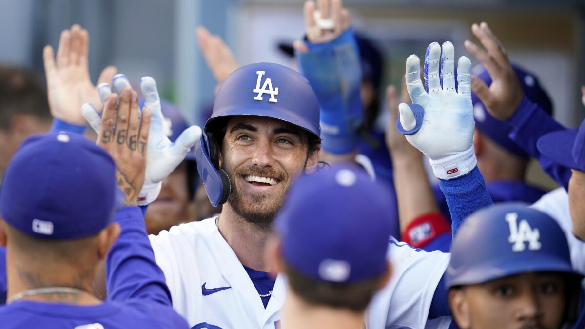 Dodgers renew contract, extend extremely kind gesture to former OF
