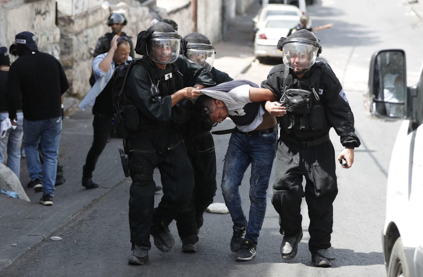 Tensions high at holy site in Jerusalem