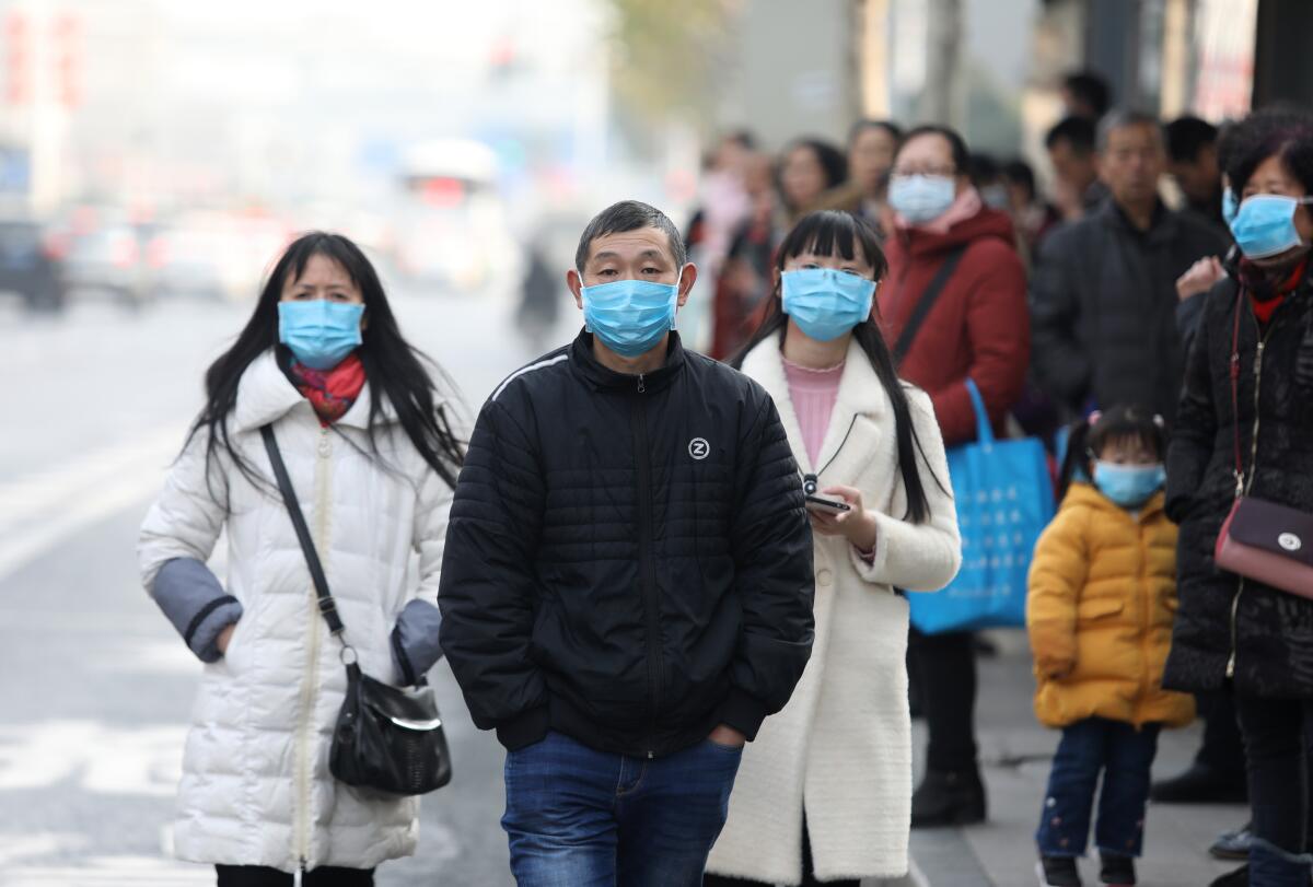 Estudios científicos concluyen que pandemia covid comenzó en mercado de Huanan