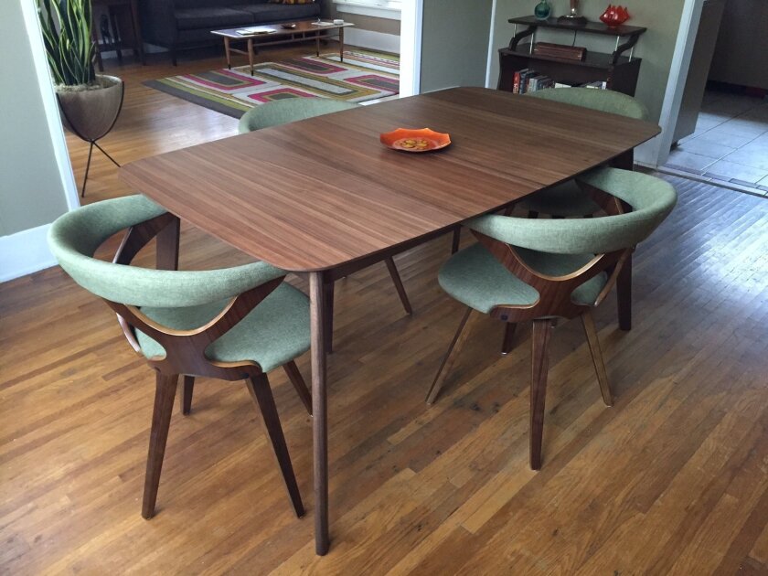 Mix And Match Is The Modern Way To Furnish A Dining Room The San