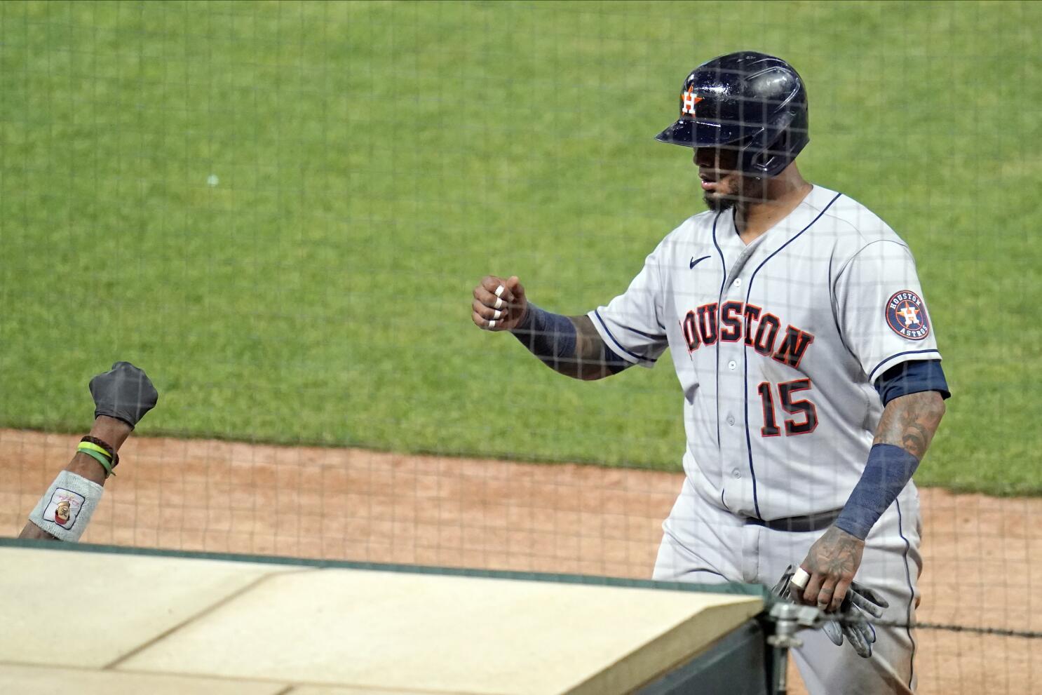 Martin Maldonado hits go-ahead homer in Astros' victory