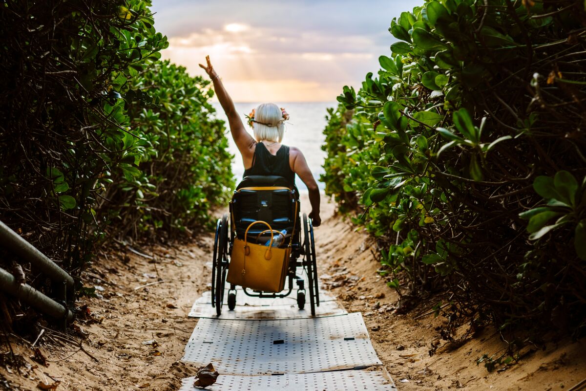 Access Trax makes modular pathways that can be arranged in any configuration, allowing easier access on outdoor terrain such as beaches, grassy parks and other uneven terrain.