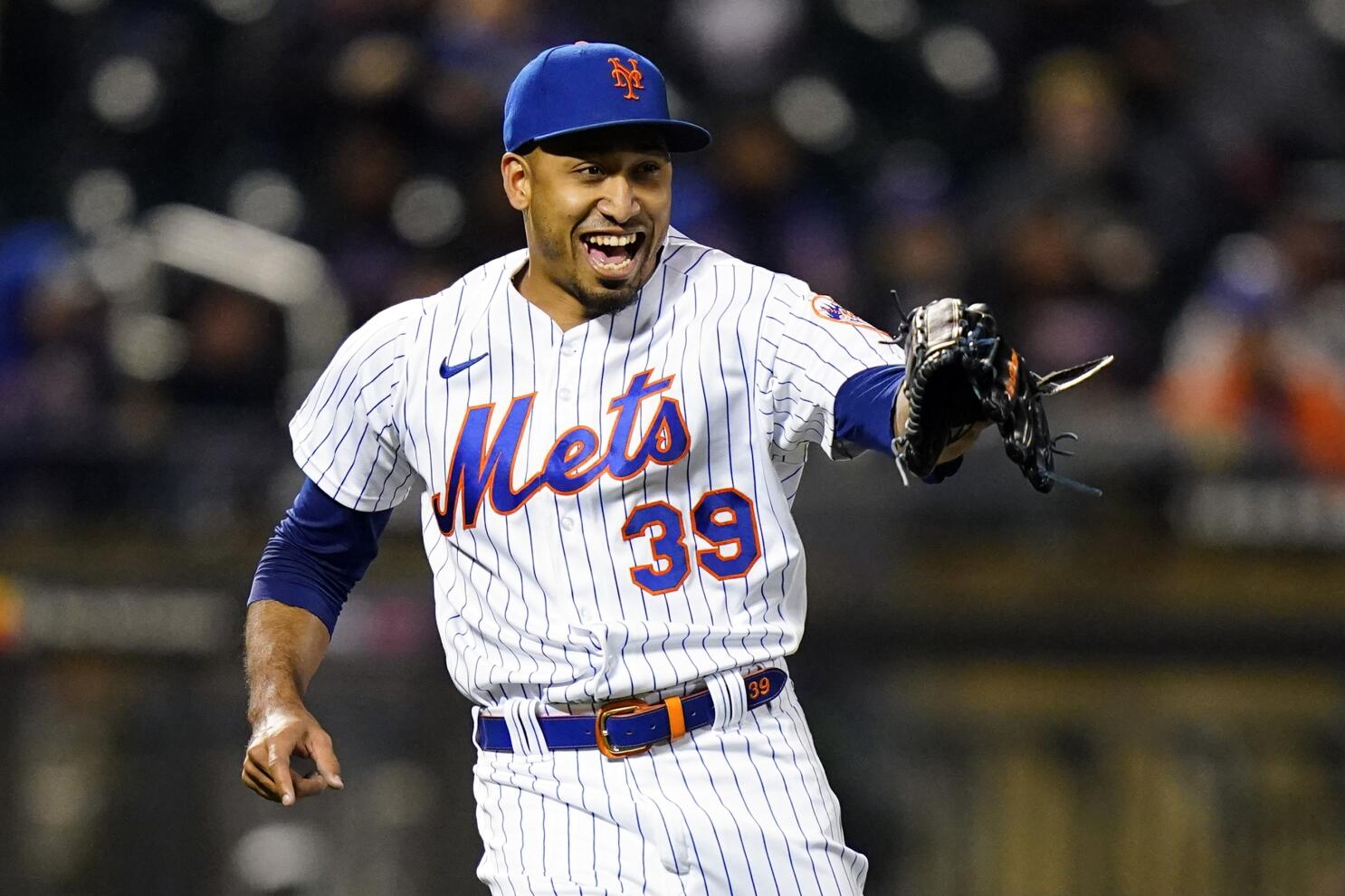 Edwin Diaz delivers for the Mets to finish off no-hitter