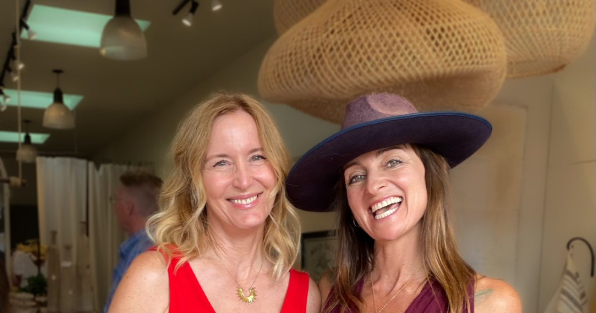 Das erste Kinderbuch des lokalen Autors „Forever Blue“ bietet einen Ansatz zur Überwindung des Verlusts eines geliebten Tieres Das erste Kinderbuch des lokalen Autors „Forever Blue“ bietet einen Ansatz zur Überwindung des Verlusts eines geliebten Tieres