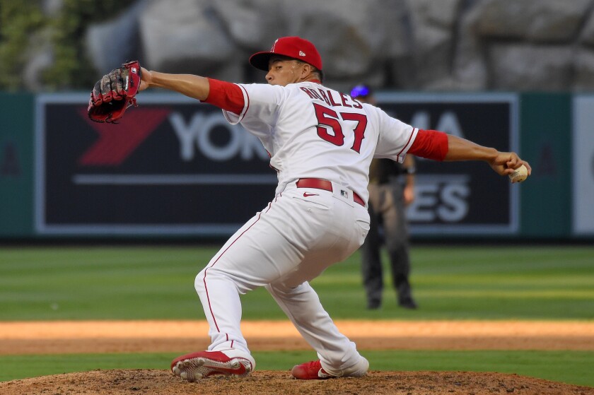 Angels closer Hansel Robles delivers a pitch.