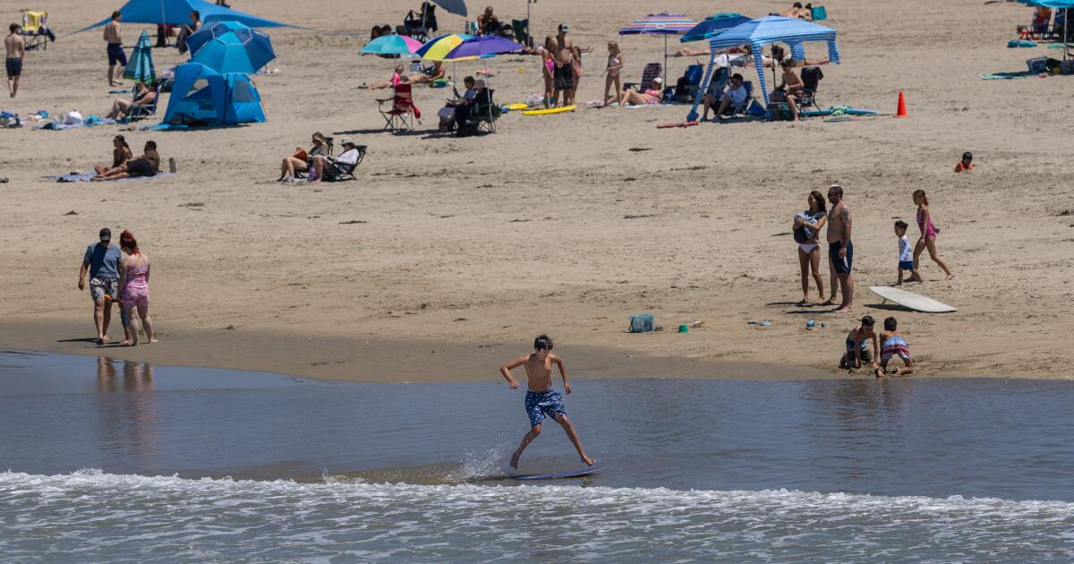 Les niveaux de bactéries augmentent sur les plages du comté de Los Angeles : découvrez lesquelles éviter
