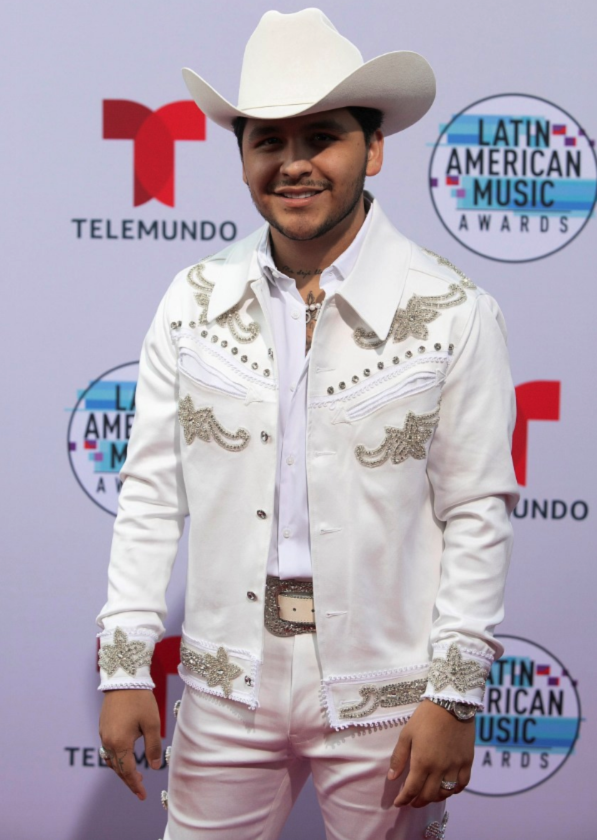 Christian Nodal, a su llegada anoche en la gala de los Premios ‘Latin American Music 2019