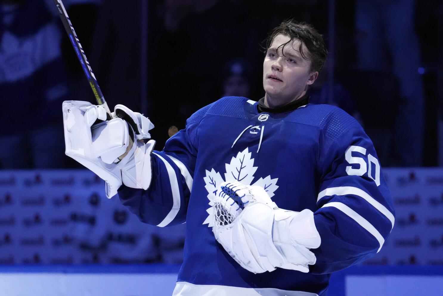 Maple Leafs' Sandin out at least 1 game with neck injury