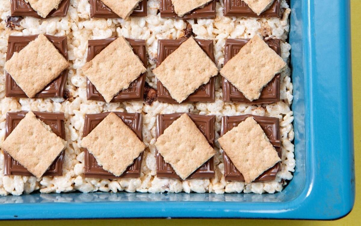 Campfire Marshmallow Bars