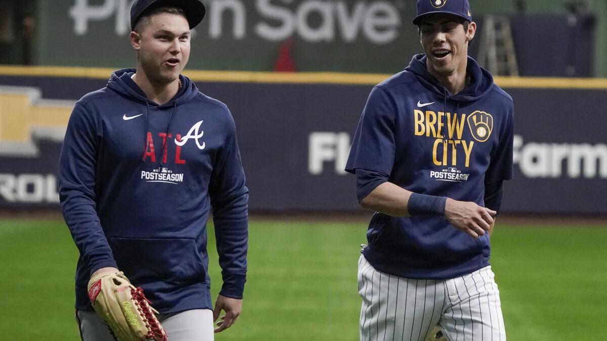 Braves play first playoff game in Milwaukee since 1958