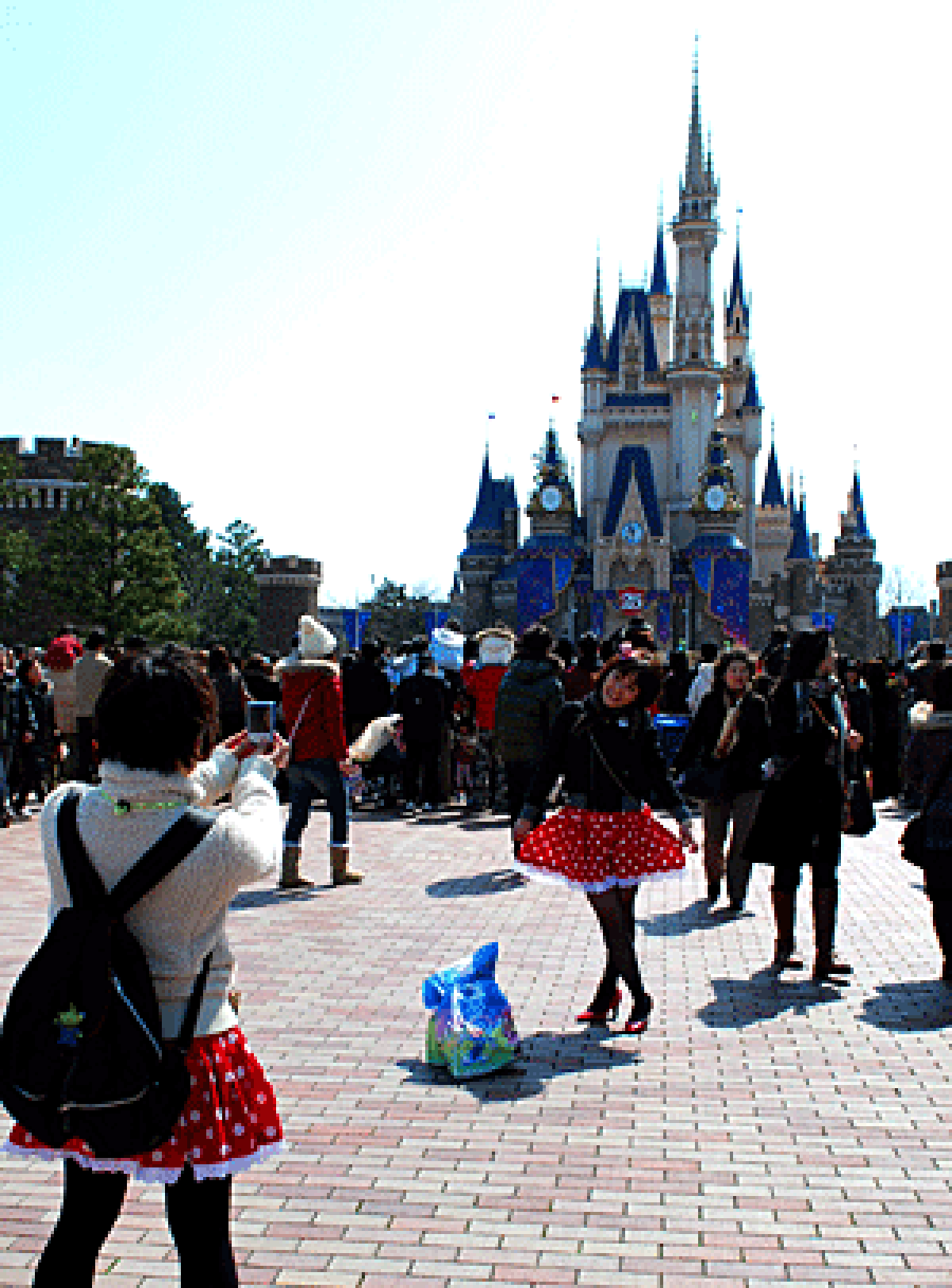 The Japanese are mad about the Mouse. Tokyo Disneyland has set revenue and attendance records.
